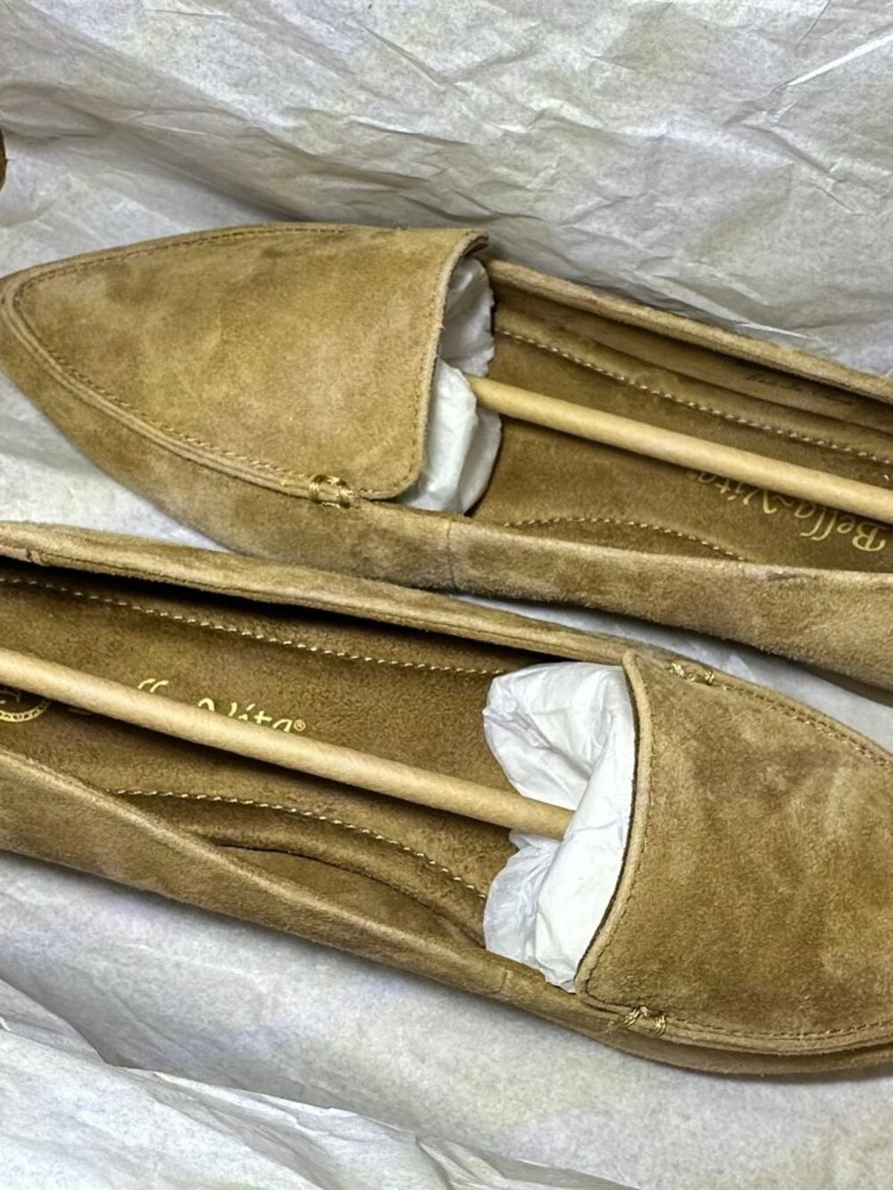 Like New Bella Vita Women's Alessi Pointed Toe Flat Shoes - Size 9.5